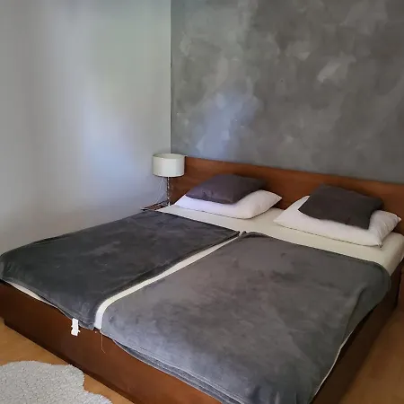 Grgic * Njivice
