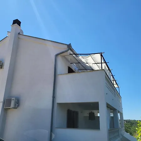 Grgic * Njivice