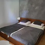 Grgic * Njivice